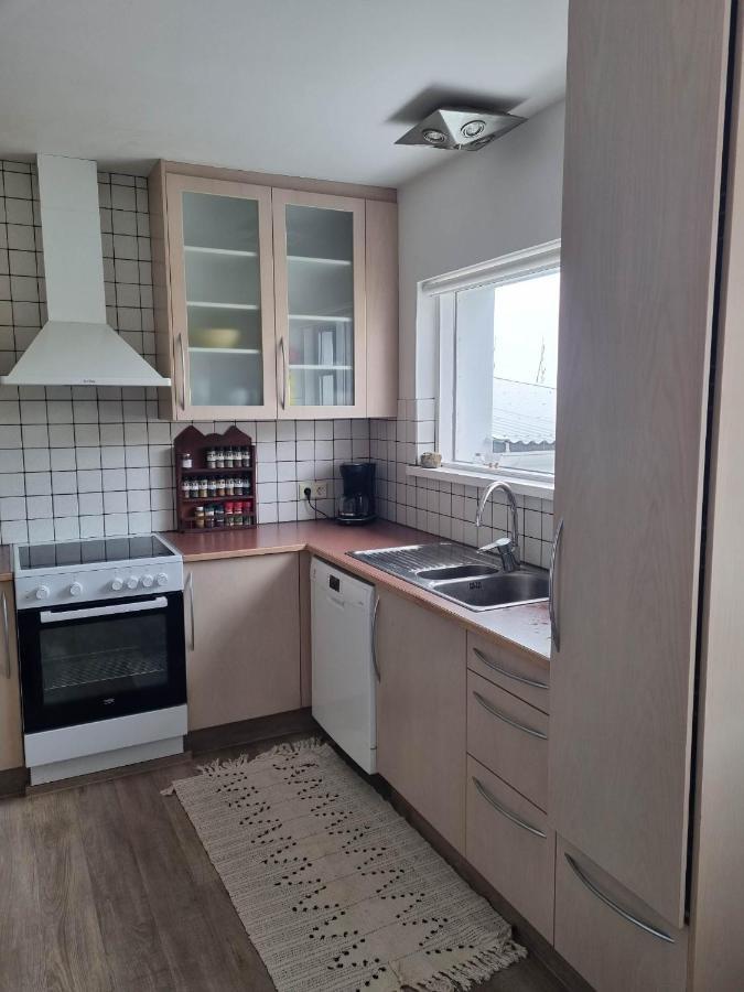 Guesthouse Maddy Húsavík Εξωτερικό φωτογραφία